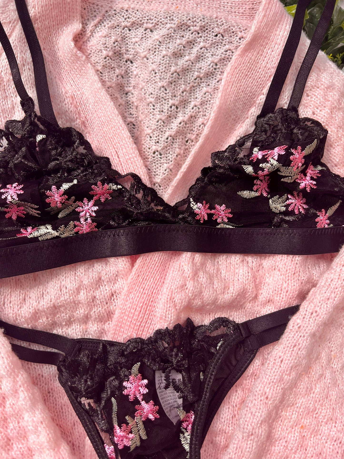 Feminine Floral Black Lingerie