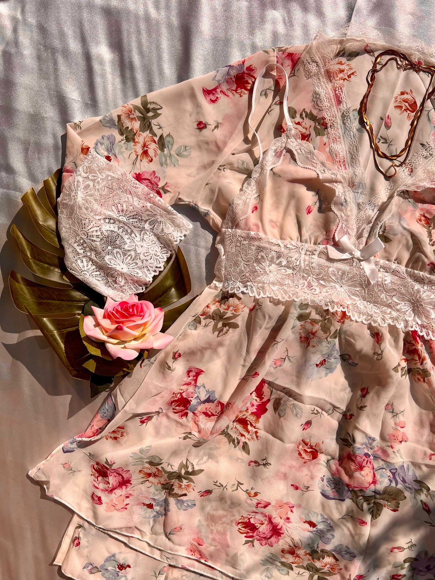 Exquisite White and Pink Floral PJ Set