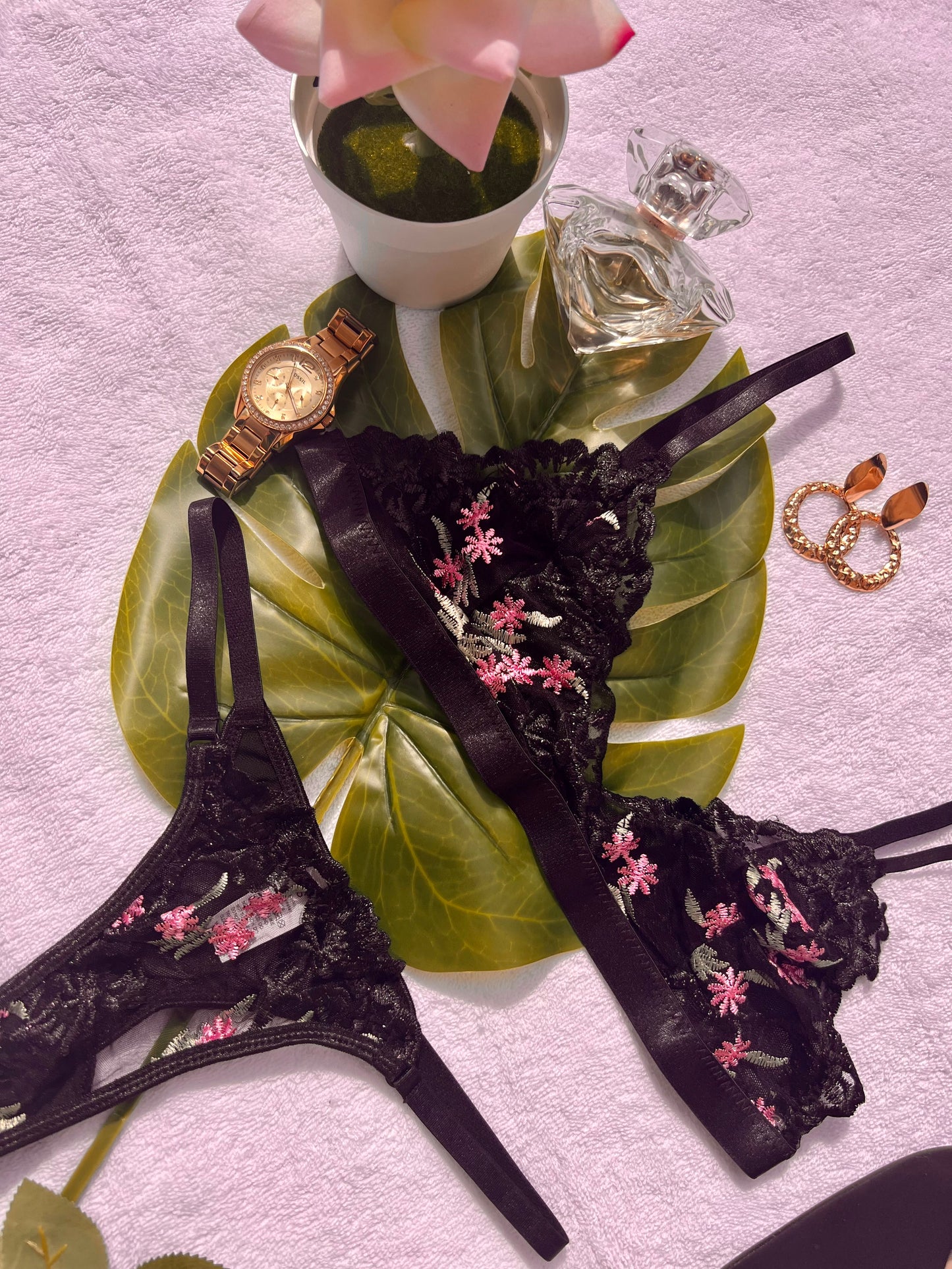 Feminine Floral Black Lingerie